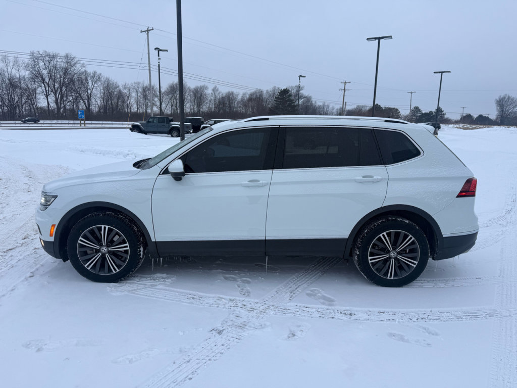 Used 2018 Volkswagen Tiguan SEL Premium image 6