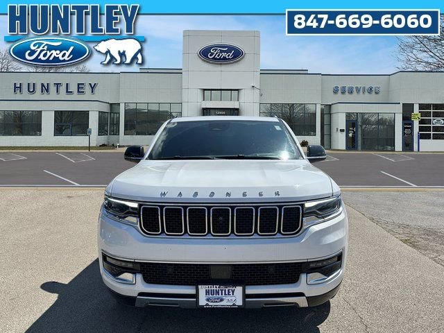 Used 2023 Jeep Wagoneer Series III w/ Convenience Group I image 3