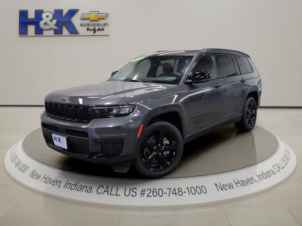 Used 2024 Jeep Grand Cherokee L Laredo AWD/4WD image 3