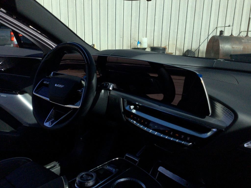 New 2026 Cadillac Lyriq V image 14