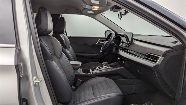 Used 2024 Mitsubishi Outlander SE image 21