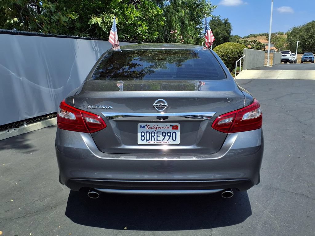 Used 2018 Nissan Altima 2.5 S w/ S Convenience Package FWD image 6