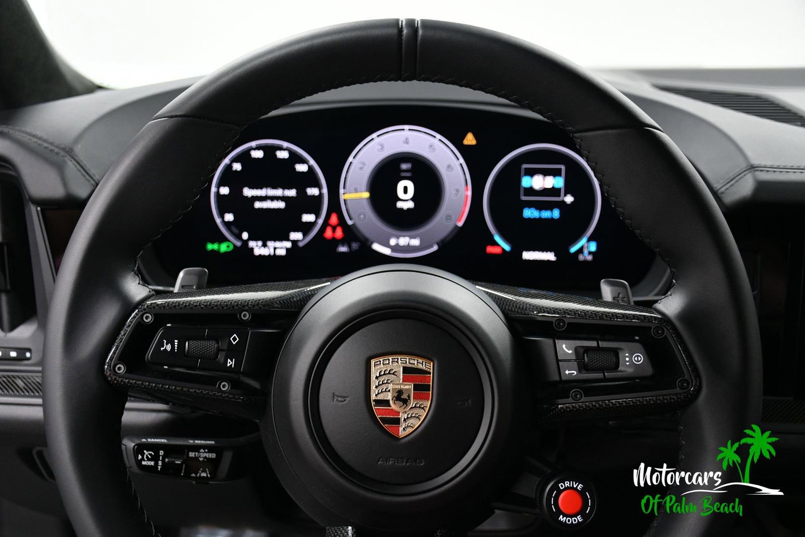 Used 2024 Porsche Cayenne Turbo GT image 33