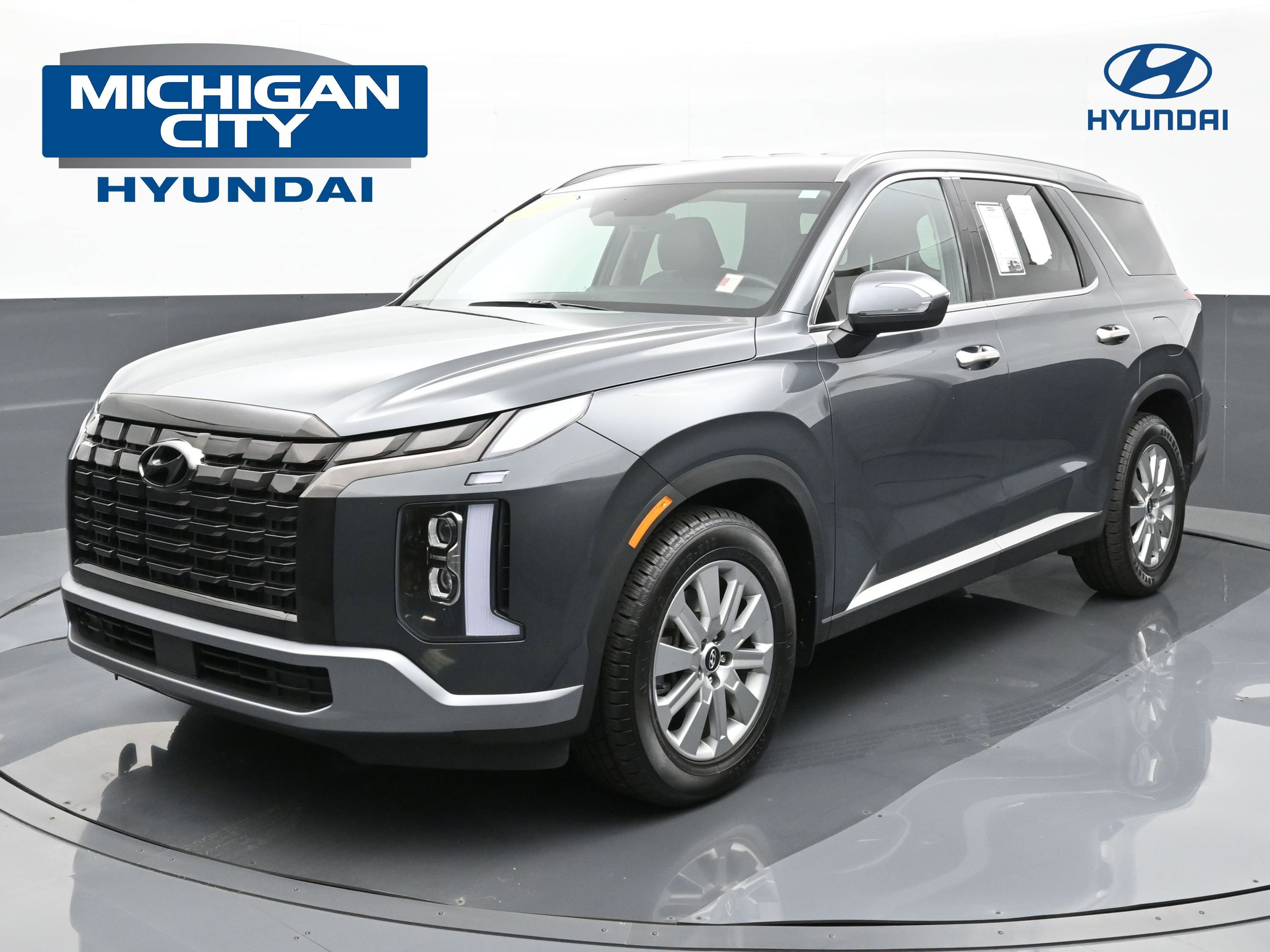 Used 2023 Hyundai Palisade SEL image 1