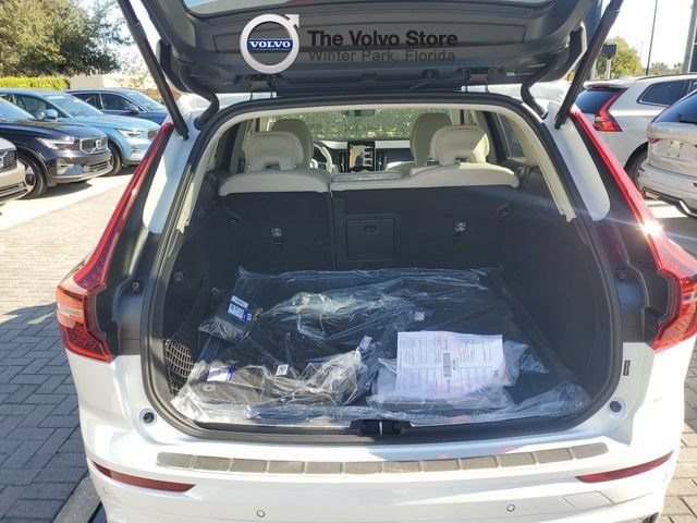 New 2026 Volvo XC60 B5 Ultra w/ Protection Package Premier AWD/4WD image 8