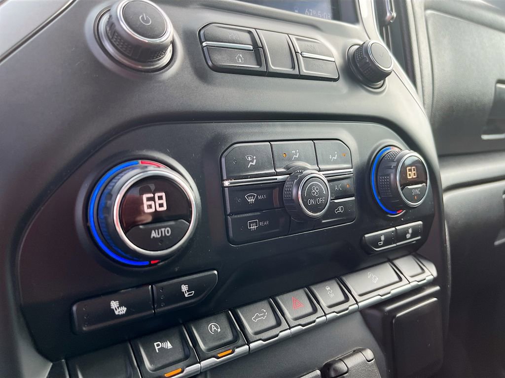 Used 2019 Chevrolet Silverado 1500 RST AWD/4WD image 15