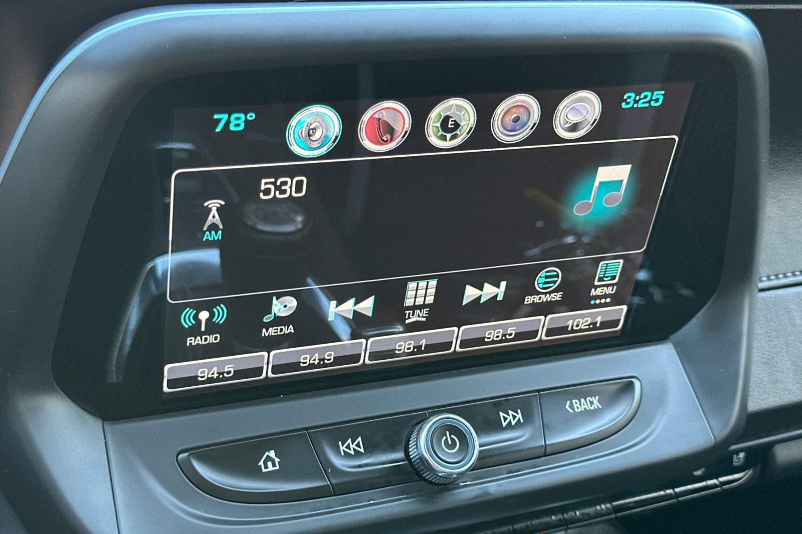 Used 2016 Chevrolet Camaro LT RWD image 25