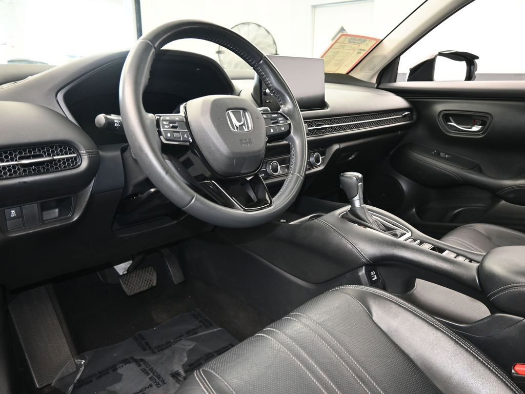Used 2023 Honda HR-V EX-L image 14