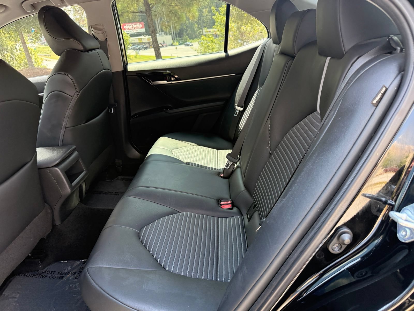 Used 2023 Toyota Camry SE w/ Cold Weather Package FWD image 38