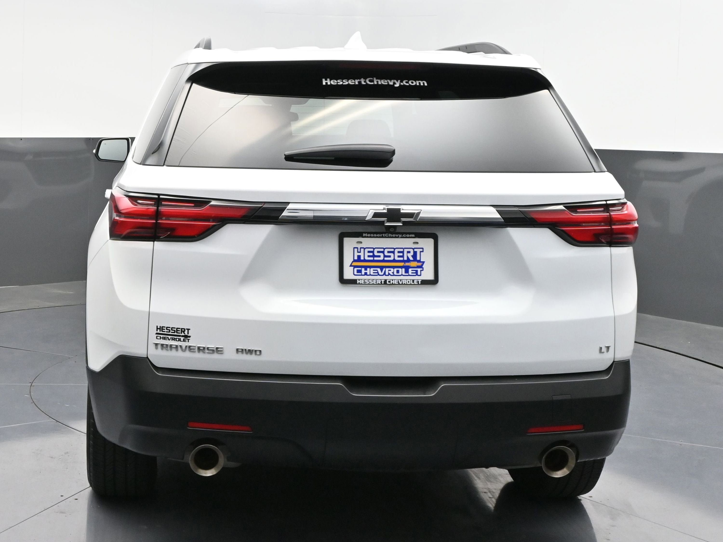 Used 2023 Chevrolet Traverse LT AWD/4WD image 6