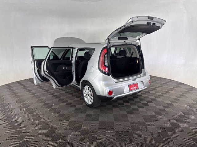 Used 2019 Kia Soul + FWD image 19