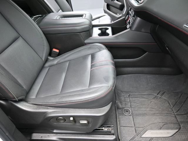 Used 2024 Chevrolet Suburban RST w/ Luxury Package image 29