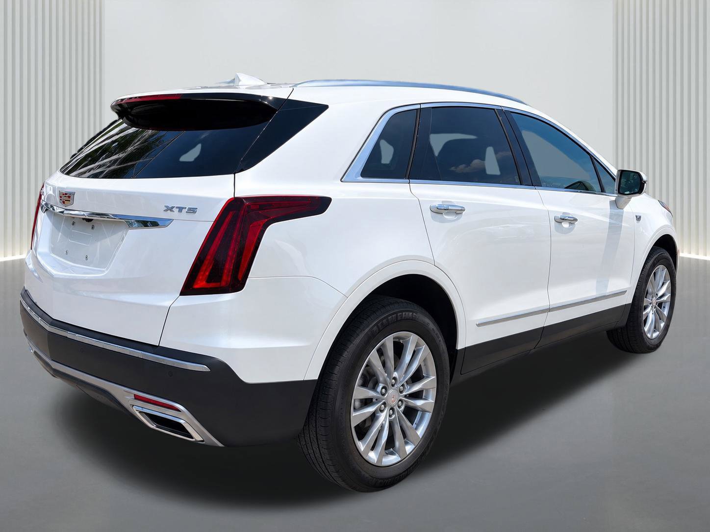 Used 2023 Cadillac XT5 Premium Luxury FWD image 7