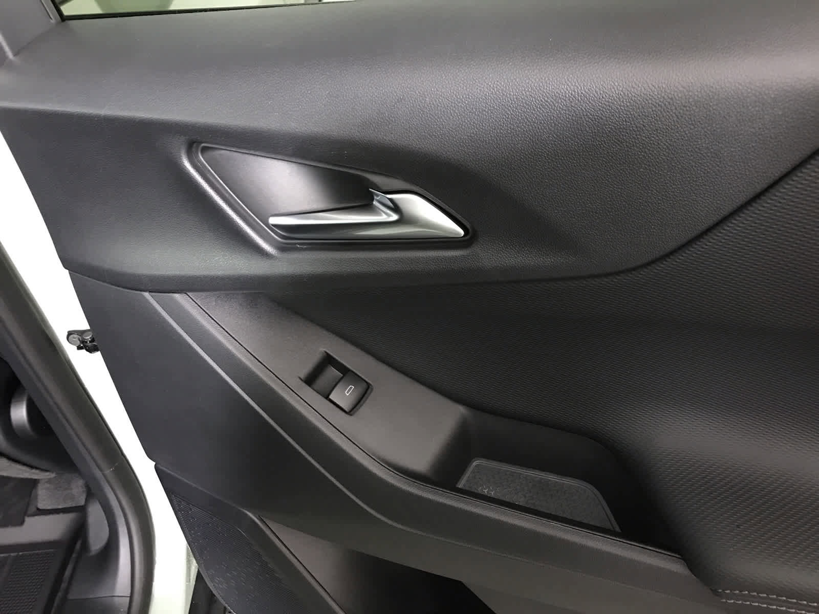 New 2026 Chevrolet Equinox LT w/ Convenience Package II image 18