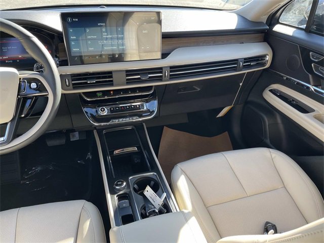 New 2026 Lincoln Corsair Reserve w/ Jet Appearance Package image 15