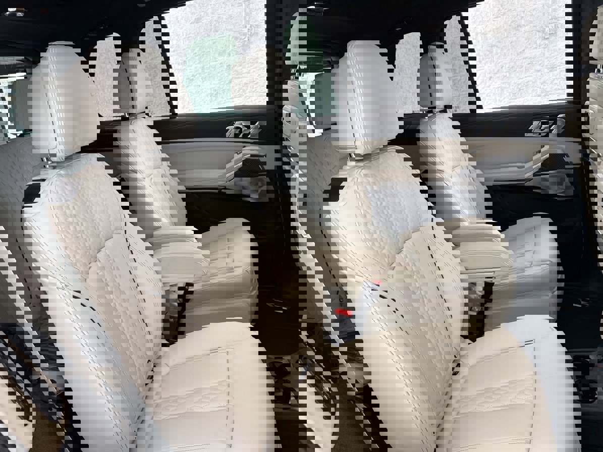 New 2026 BMW X7 M60i image 52