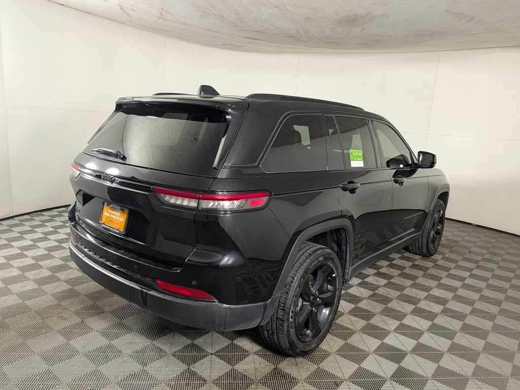 Certified 2022 Jeep Grand Cherokee Altitude image 8