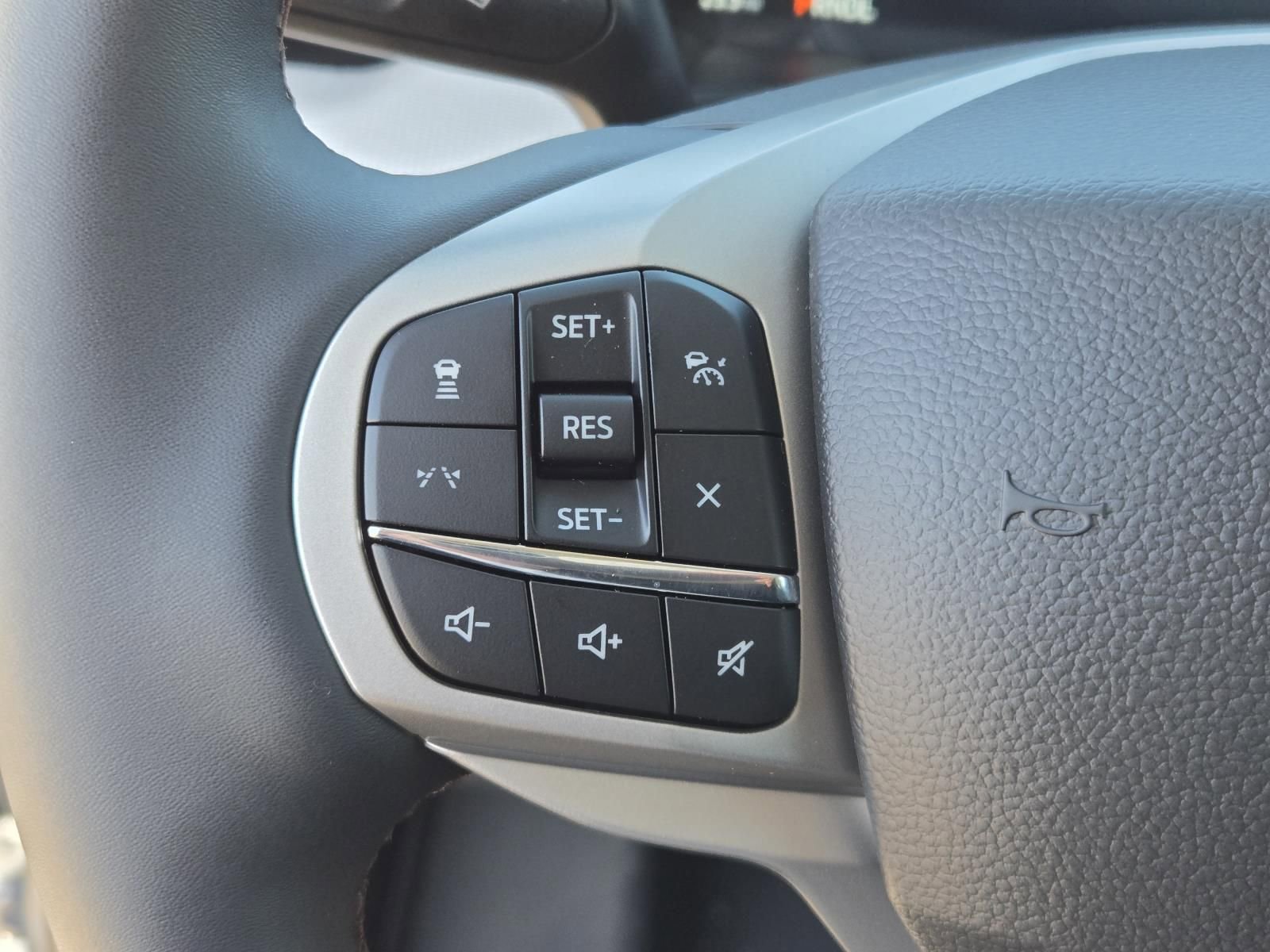 New 2026 Ford Explorer Active image 19