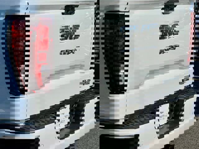 Used 2024 GMC Sierra 1500 Elevation w/ Elevation Premium Package image 9