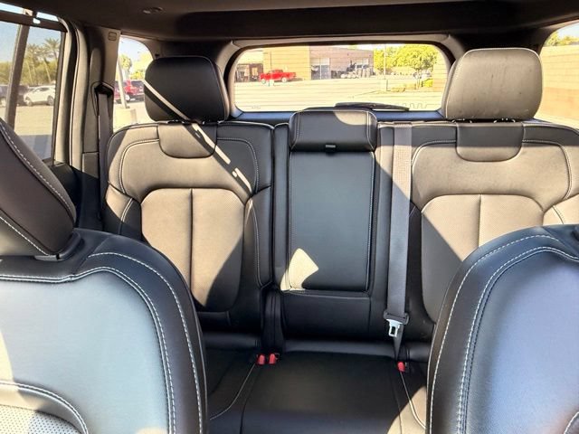 Used 2024 Jeep Grand Cherokee Limited 4xe AWD/4WD image 17