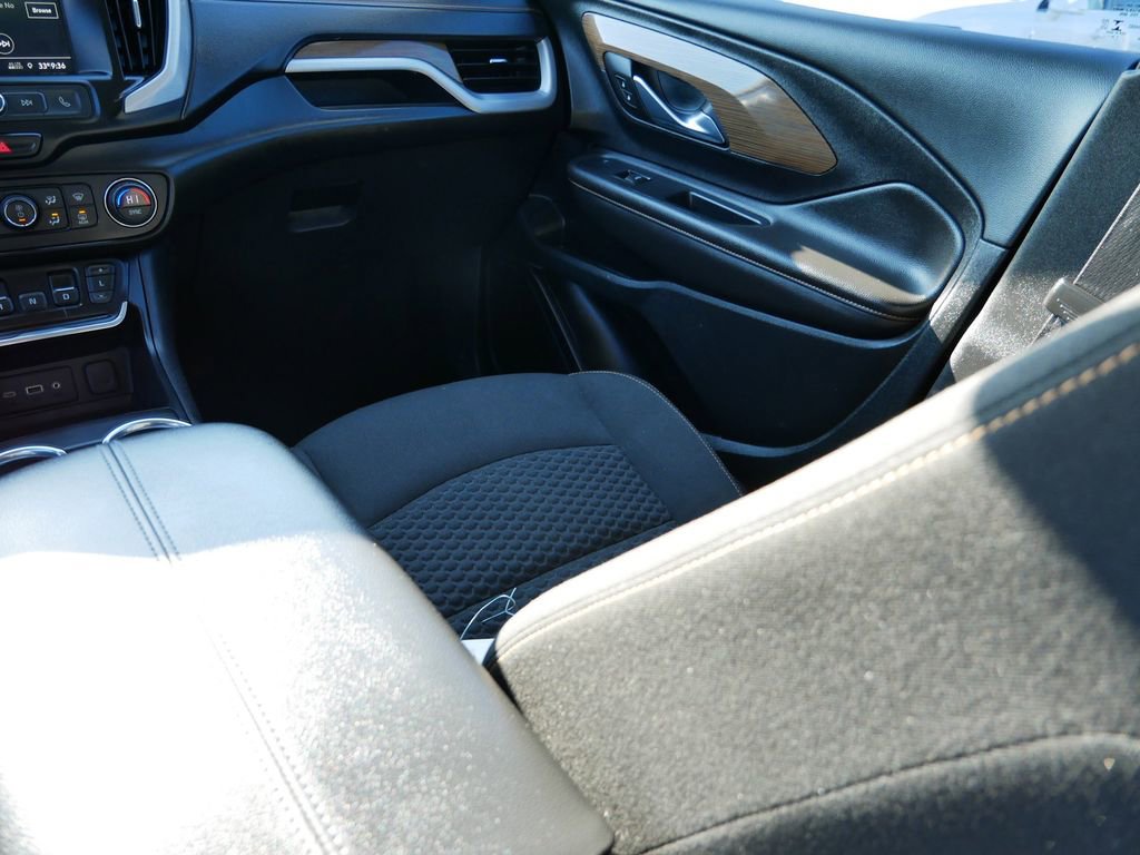 Used 2020 GMC Terrain SLE w/ Driver Convenience Package AWD/4WD image 20