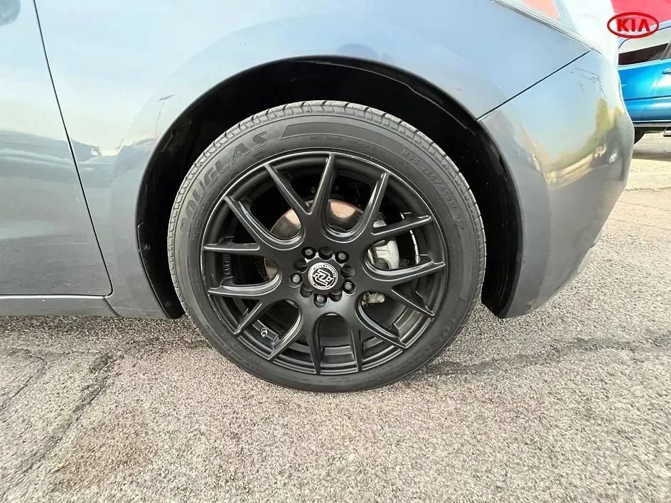 Used 2016 Kia Forte LX FWD image 21