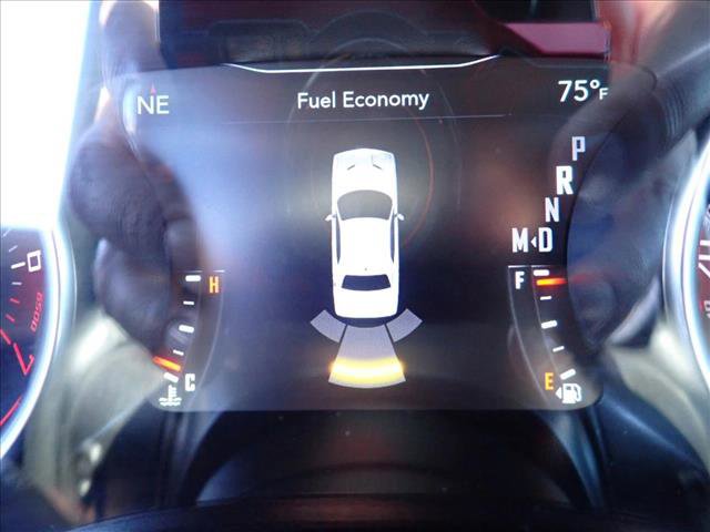 Used 2021 Dodge Challenger SXT w/ Driver Convenience Group image 21