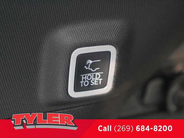 New 2026 Jeep Grand Cherokee Summit image 20