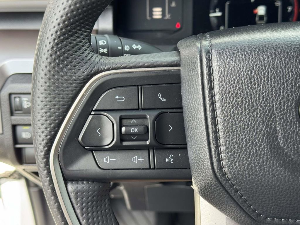 Used 2024 Toyota Tacoma SR5 image 12