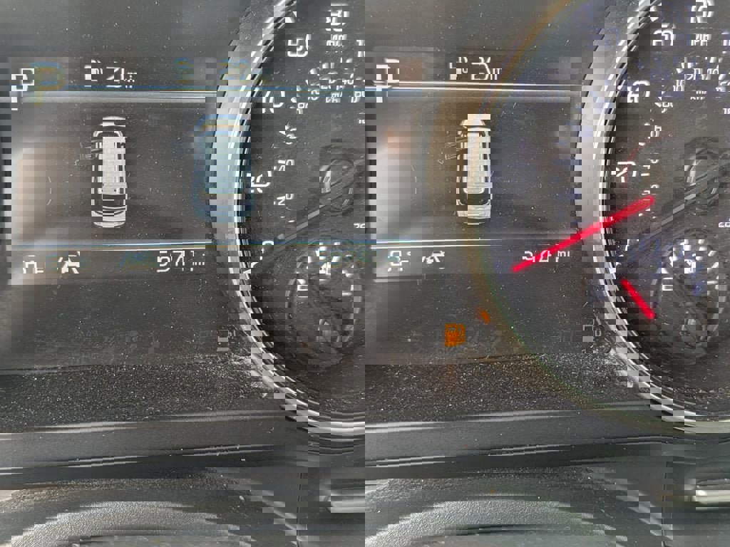 Certified 2024 Kia Carnival LX image 29