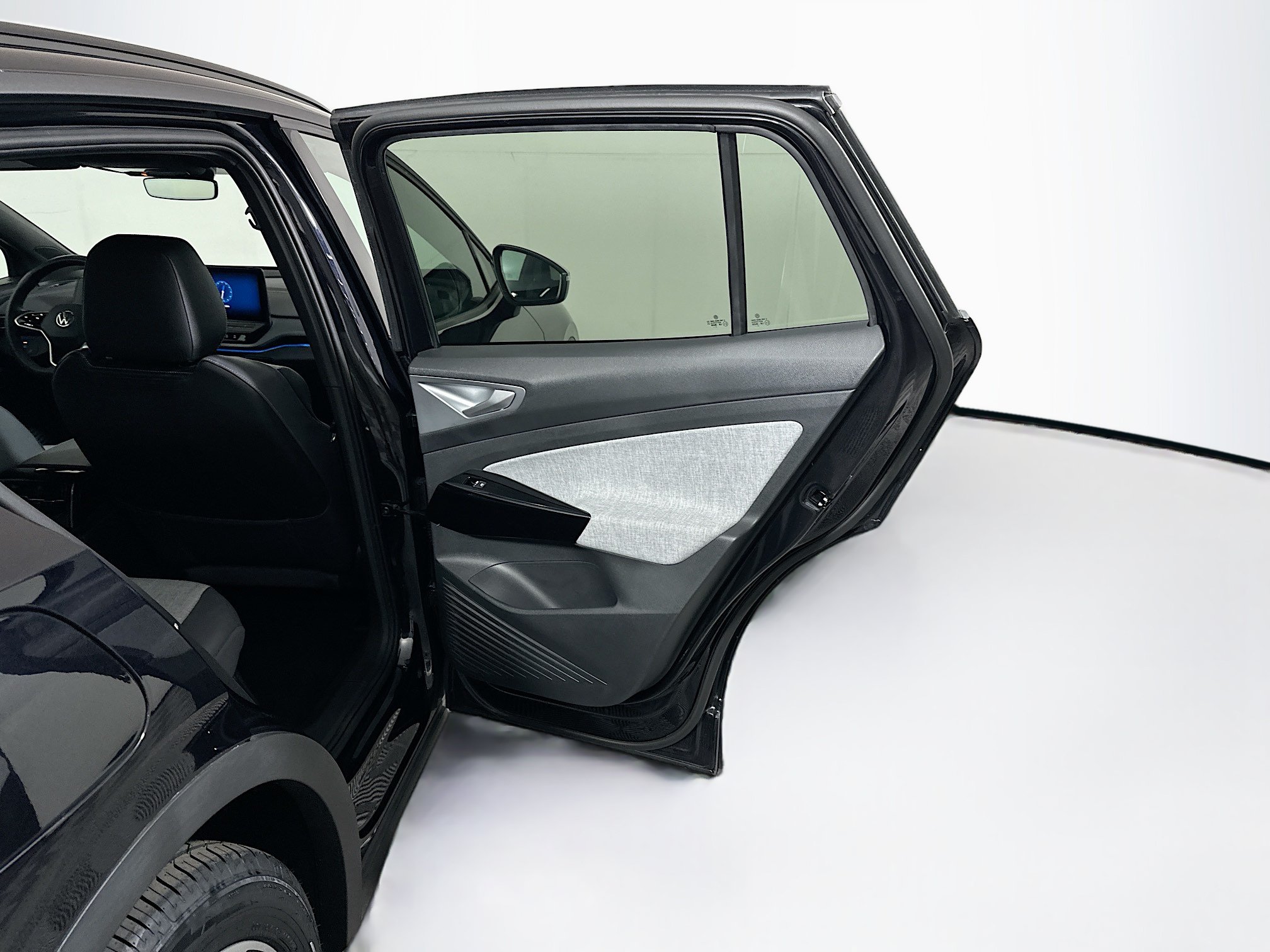 Used 2023 Volkswagen ID.4 2WD image 29