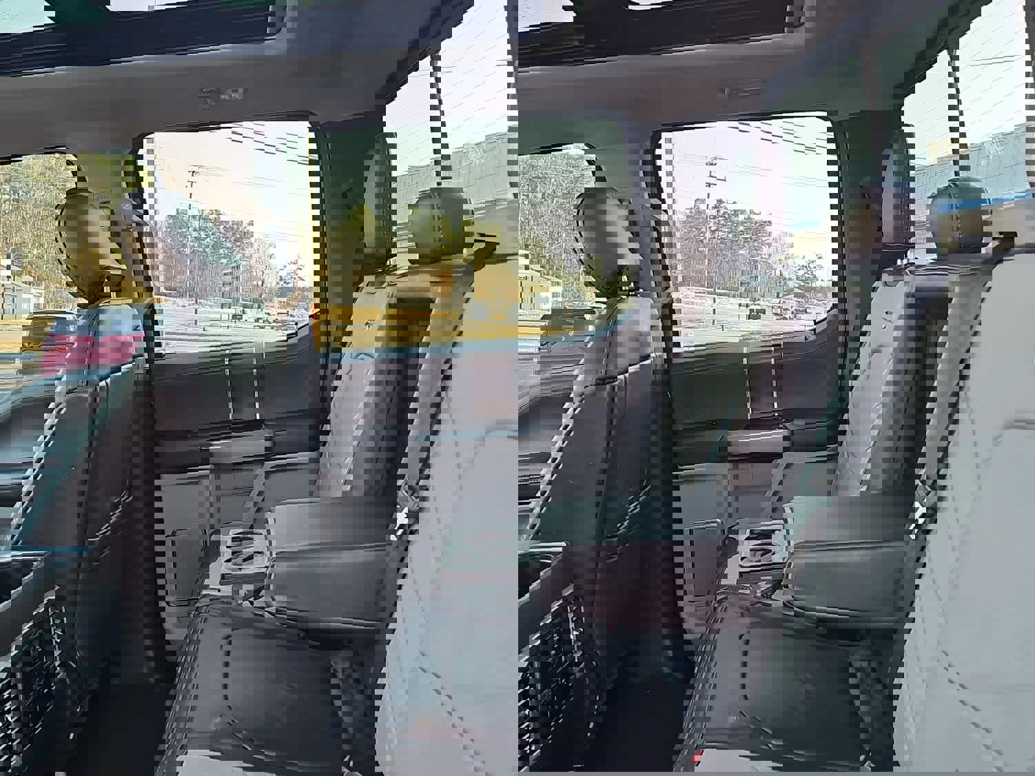 Used 2019 Ford F350 Limited w/ Snow Plow Prep Package image 30