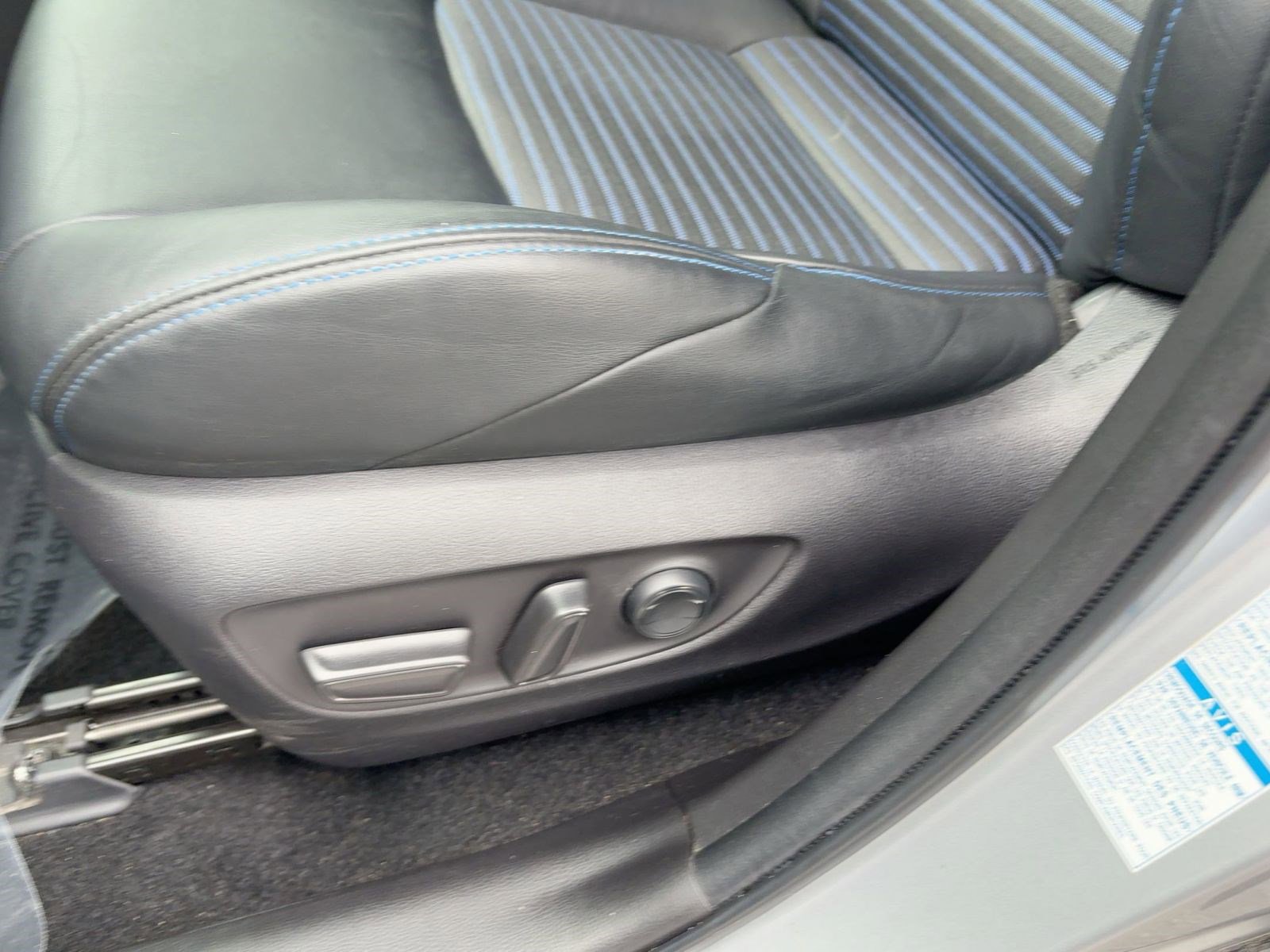 Used 2021 Toyota RAV4 XSE image 14