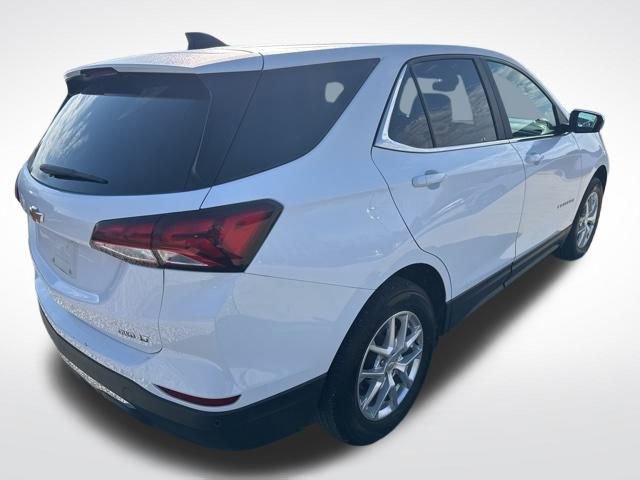 Used 2022 Chevrolet Equinox LT AWD/4WD image 3