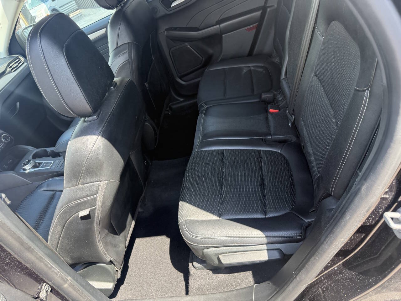 Used 2022 Ford Escape SEL w/ Technology Package AWD/4WD image 24