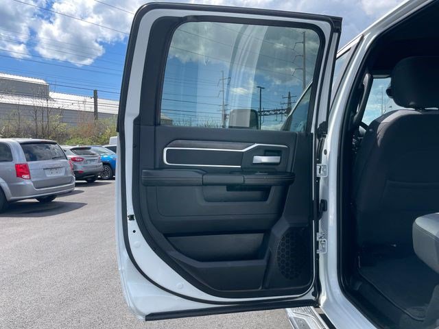 Certified 2024 RAM 2500 Big Horn AWD/4WD image 26