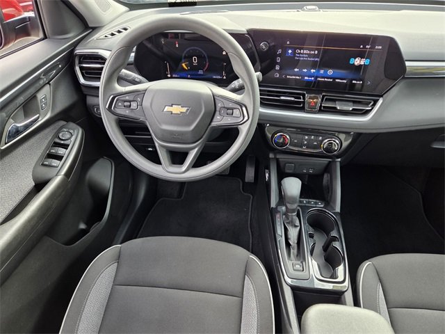 Used 2025 Chevrolet TrailBlazer LT image 14