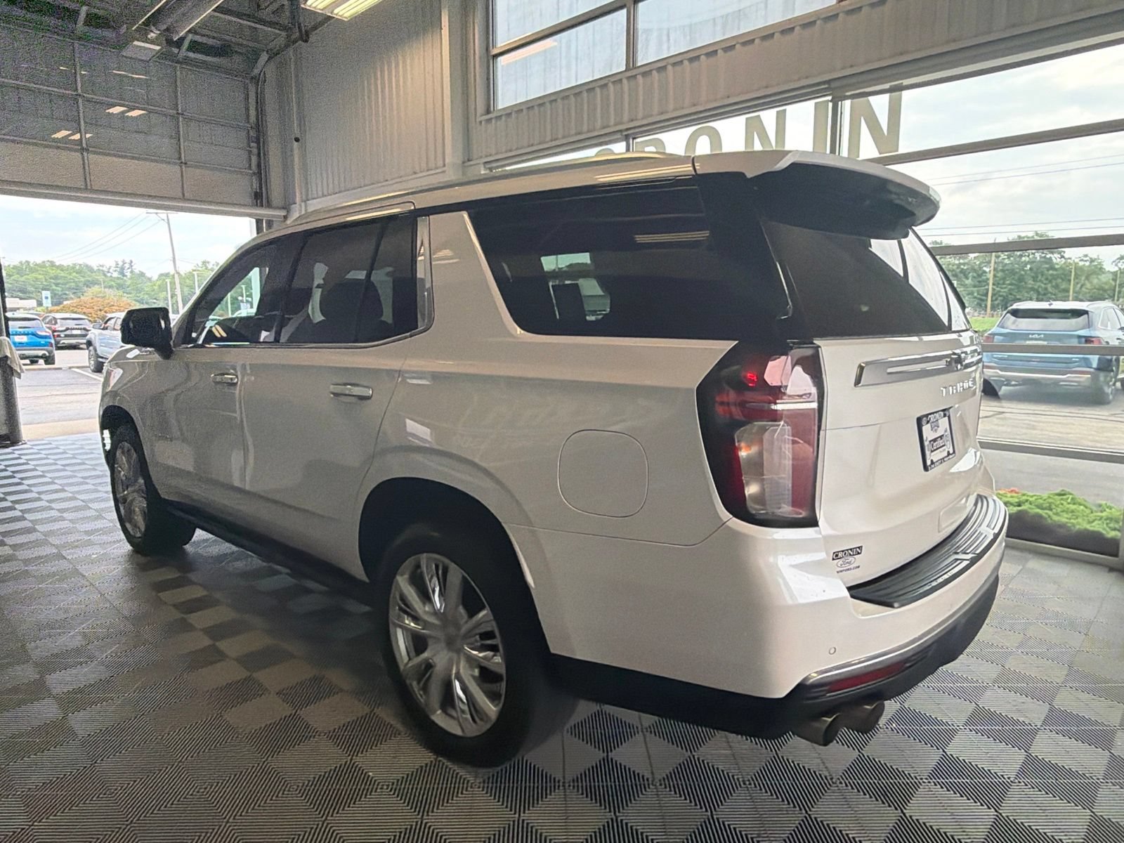 Used 2022 Chevrolet Tahoe High Country AWD/4WD image 4