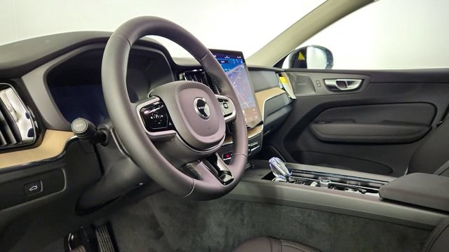 New 2026 Volvo XC60 B5 Plus w/ Climate Package AWD/4WD image 12