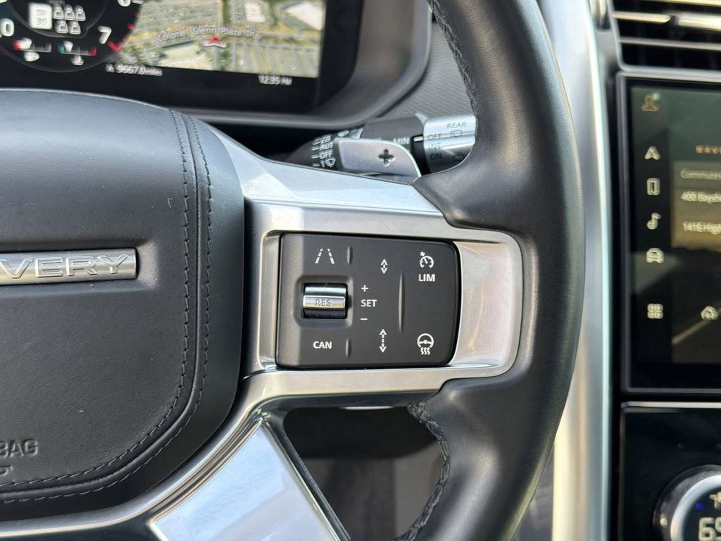 Used 2021 Land Rover Discovery HSE R-Dynamic image 34
