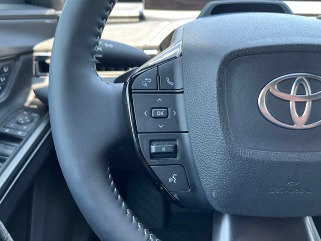 Used 2026 Toyota C-HR AWD/4WD image 25