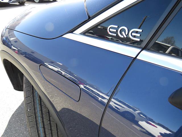 Used 2023 Mercedes-Benz EQE 350+ 4MATIC SUV w/ Exclusive Trim Package image 29