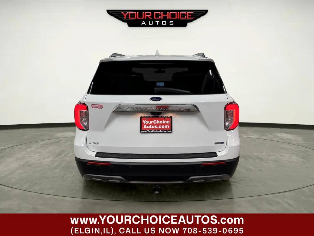 Used 2020 Ford Explorer XLT w/ Equipment Group 202A AWD/4WD image 4
