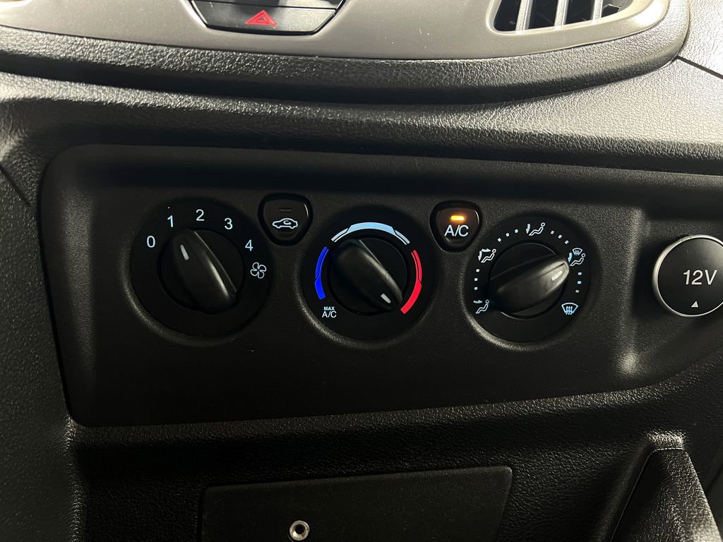 Used 2018 Ford Transit 350 XLT image 21