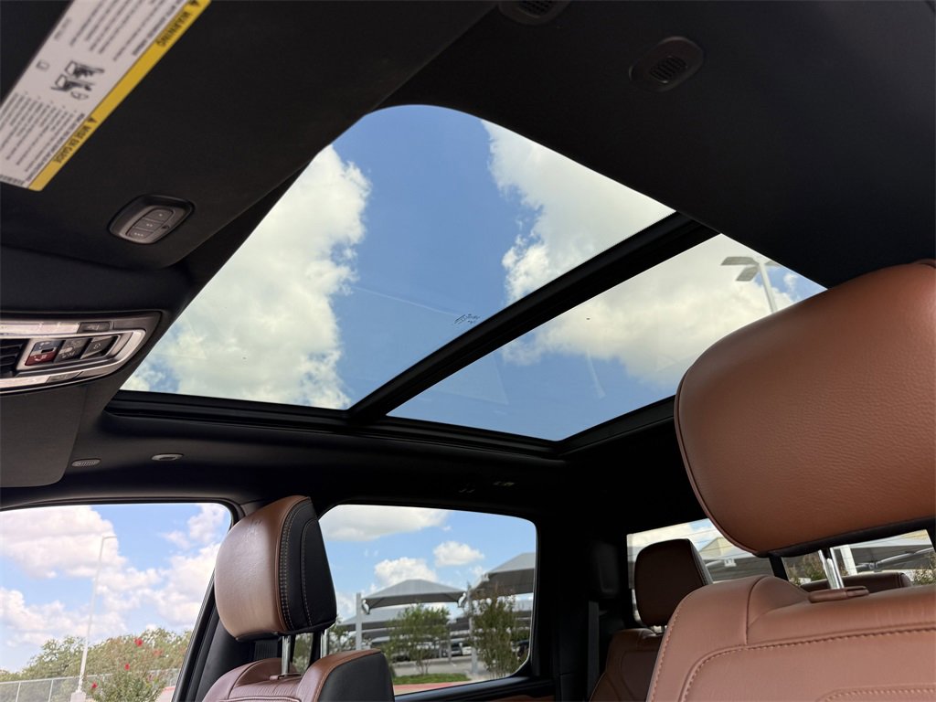 Used 2022 RAM 1500 Limited w/ Body Color Bumper Group image 28