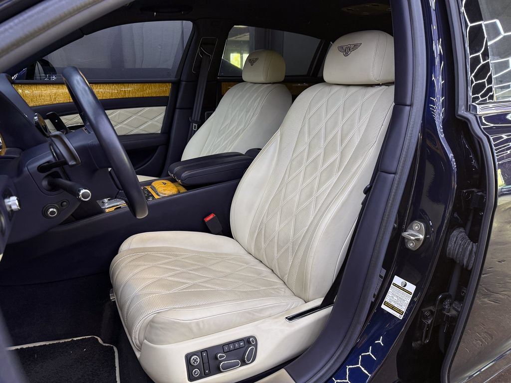 Used 2014 Bentley Flying Spur W12 AWD/4WD image 16