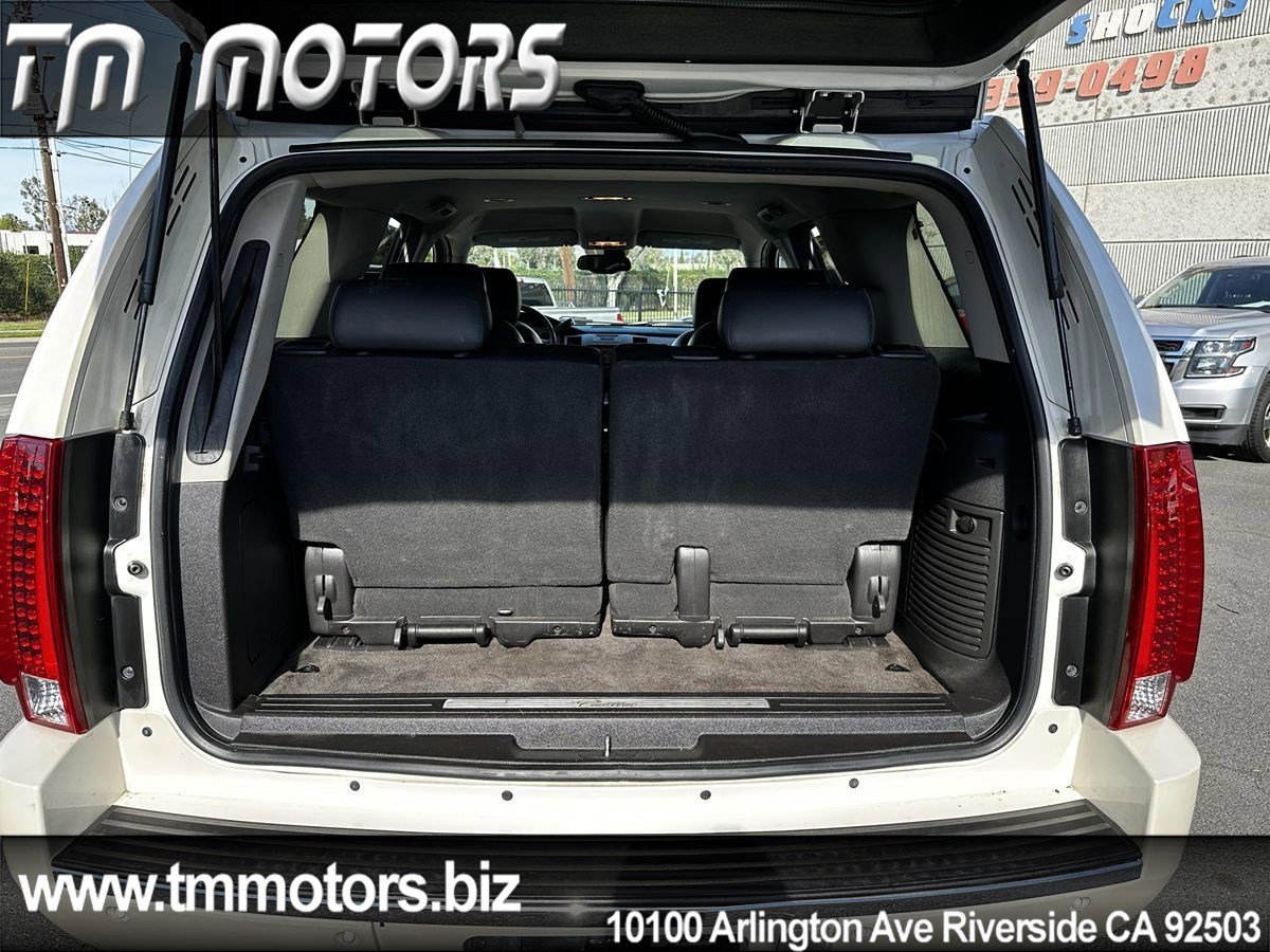 Used 2009 Cadillac Escalade 2WD image 10
