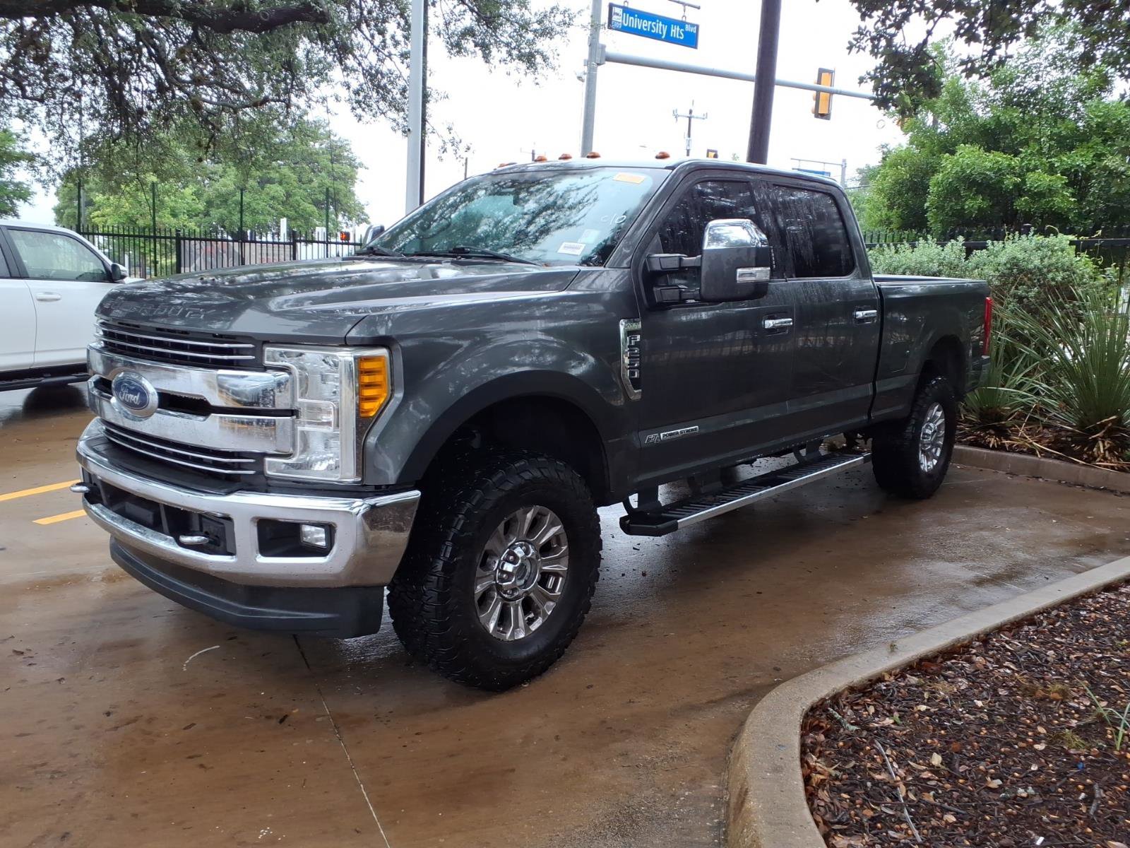 Used 2017 Ford F250 Lariat w/ Chrome Package AWD/4WD image 2