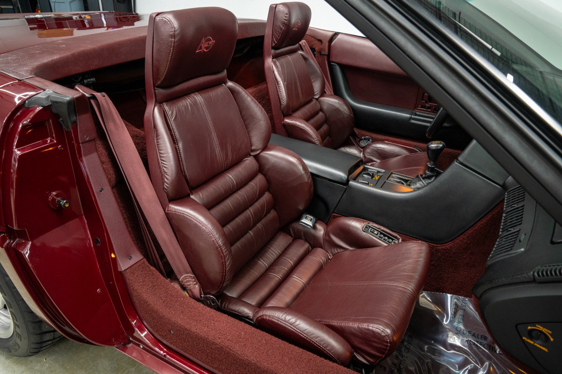 Used 1993 Chevrolet Corvette Convertible RWD image 25