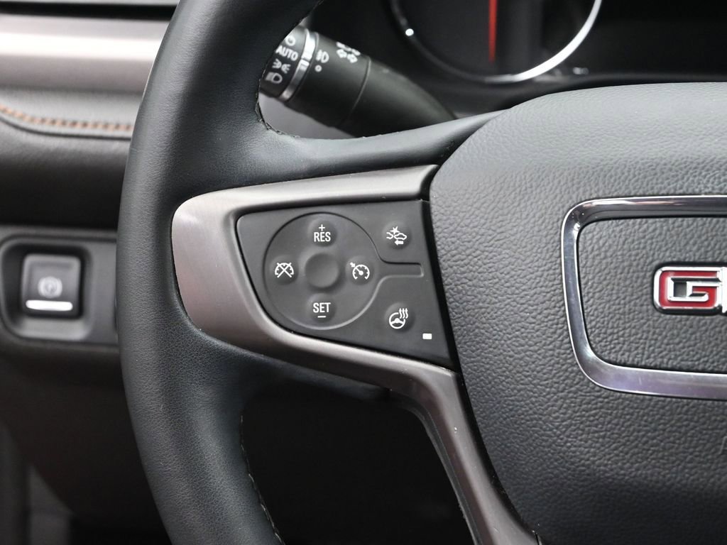 Used 2023 GMC Acadia AT4 w/ Technology Package image 32